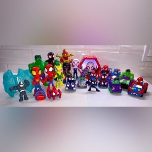 (Lot 21) Spidey and His Amazing Friends • Wow Pods 4D Ghost-Spider • Vehicle Toy